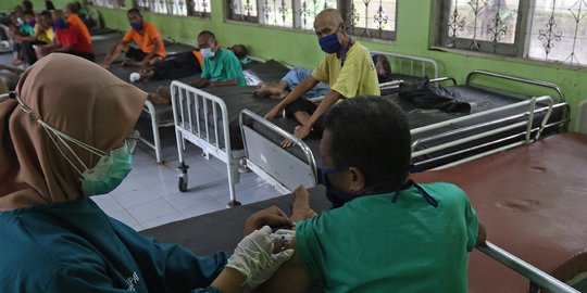 Update Vaksinasi Covid-19: Sudah 55,64 Persen Masyarakat Disuntik Dosis 1