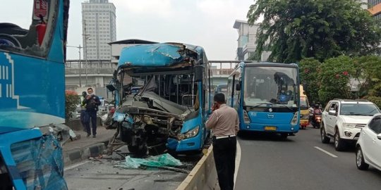 Kepala Operasi Transjakarta Diperiksa Polisi Terkait Kecelakaan 2 Bus di Cawang