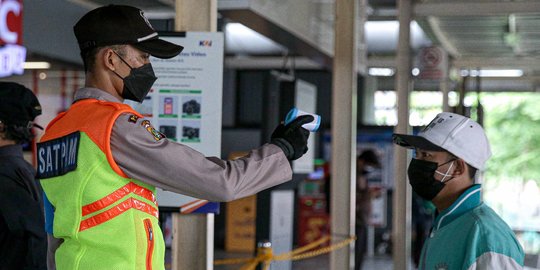 Bersiap Hidup Berdampingan Covid-19, Pemerintah Minta Jaga Protokol Kesehatan