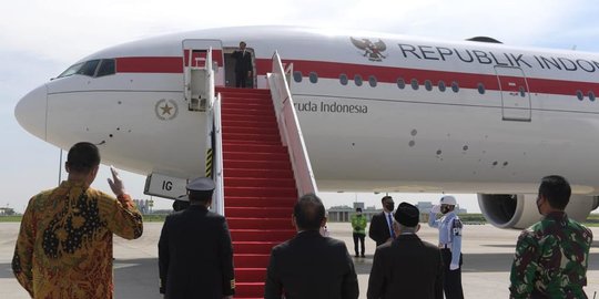Penjelasan Istana Soal Jokowi Gunakan Garuda Indonesia untuk Kunjungi Tiga Negara