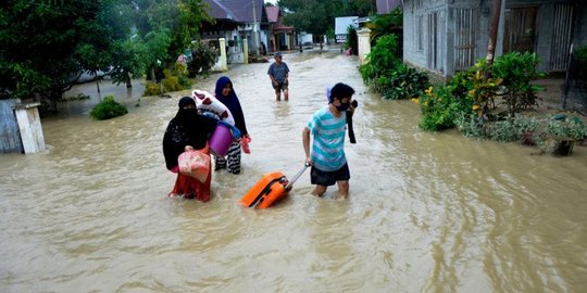 Banjir Palopo, 55 Rumah Warga Terendam dan Jembatan Retak