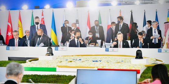 Dari Roma, Jokowi Bertolak ke Glasgow untuk Hadiri KTT COP26