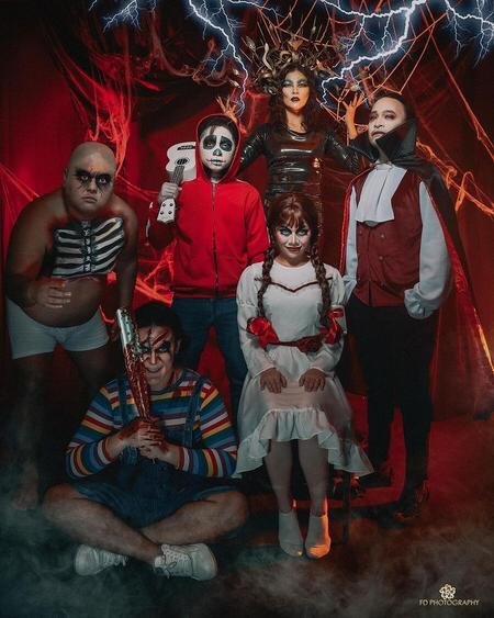 artis indonesia rayakan halloween