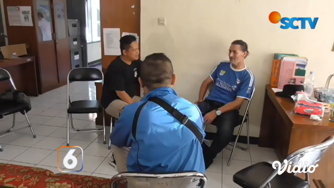 patricio jimenez terdampar di sumedang karena kecopetan di bus
