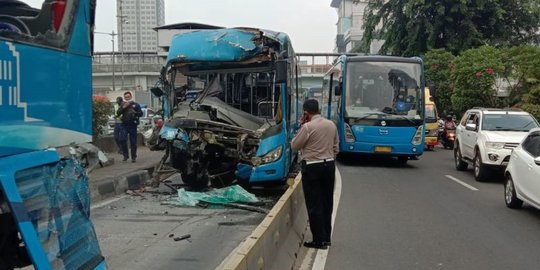 Kepolisian Segera Umumkan Tersangka Kasus Tabrakan 2 Bus Transjakarta