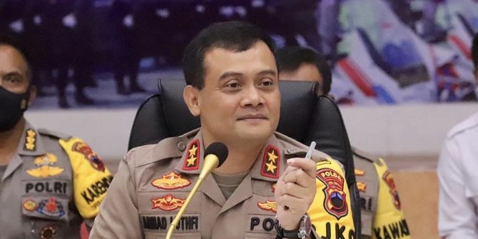 briptu sefin polwan cantik dapat hadiah dari jenderal