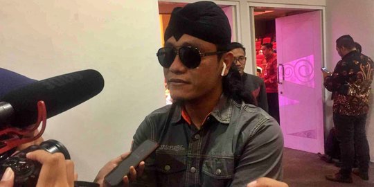 Gus Miftah Perlihatkan Blankon Termahal di Dunia, Dibeli 200 Juta sama Sultan Batam