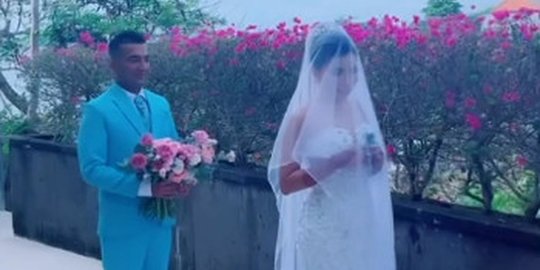 5 Momen Pernikahan Eva Belisima Mantan Istri Kiwil, Dirayakan Pakai Adat India