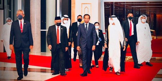 Tiba di Abu Dhabi, Jokowi akan Perkuat Kerja Sama Perdagangan dan Investasi