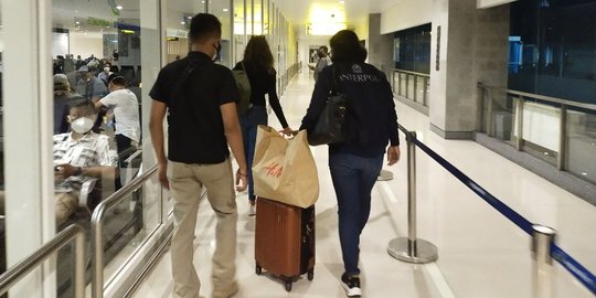 Dikawal FBI, Heather Mack Terpidana Pembunuhan di Bali Dideportasi ke Amerika