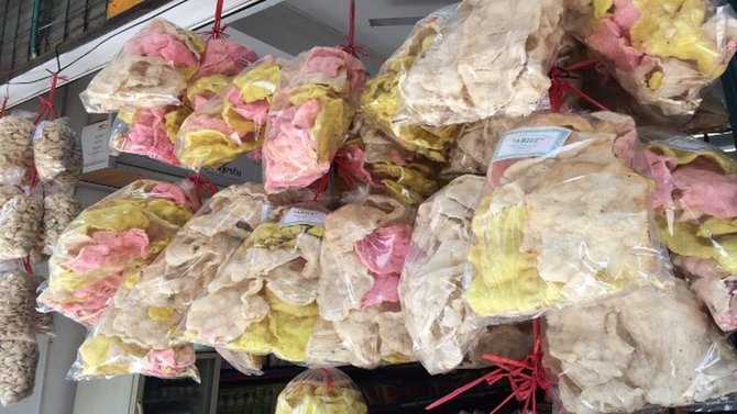 kerupuk pasir khas cirebon