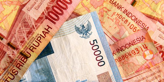 Rupiah Melemah ke Rp14.337 per USD Usai Pengumuman Hasil Rapat The Fed