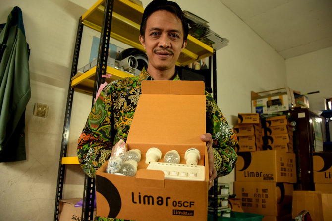 lampu limar karya santri