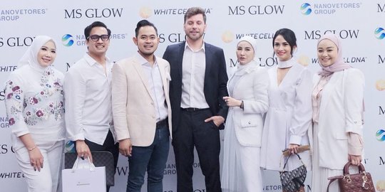 Serba Putih, Ini Penampilan Terakhir Vanessa & Suami saat Hadiri Acara Rekan Artis
