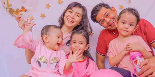 Pentingkan Privasi, Surya Insomnia Akui Selektif Unggah Foto Anak di Media Sosial