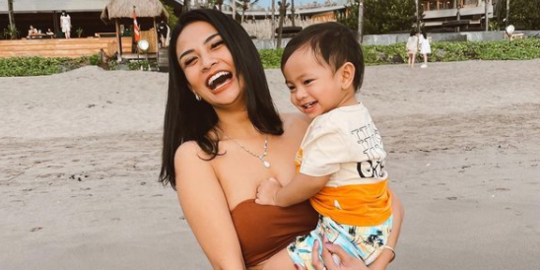 Kesaksian Sahabat, Anak Vanessa Angel Terus Tanya Ayah dan Ibunya