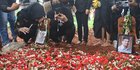 Suasana Pemakaman Vanessa Angel dan Bibi Ardiansyah di Taman Makam Islami Malaka