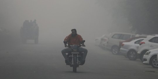 Polusi Asap Pekat Kembali Kepung India