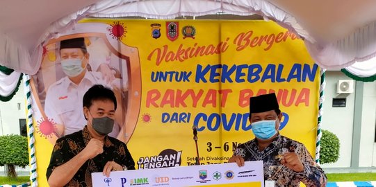 Gubernur Kalsel dan Gajah Tunggal Pantau Vaksinasi: Target 70 Persen di Akhir 2021