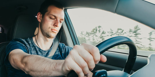 Microsleep adalah Episode Tidur Singkat secara Mendadak, Kenali Gejalanya