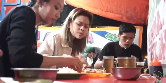 Sukses Jadi Penyanyi, Meli LIDA Tak Malu Makan Pecel Lele di Pinggir Jalan