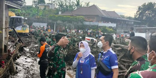 4 Kabar Terbaru Korban Banjir di Kota Batu, Daerah Lain Kompak Beri Bantuan Ini