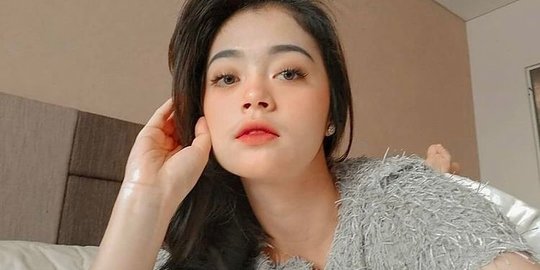 Ikut Bermain di Suara Hati Istri, Ini 4 Potret Cantik Eva Maryam