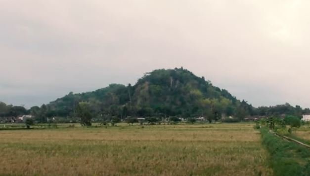 gunung api purba godean