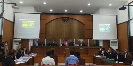 Hadir Sebagai Saksi, Dirkrimum Polda Metro Jelaskan Awal Mula Pengejaran Laskar FPI