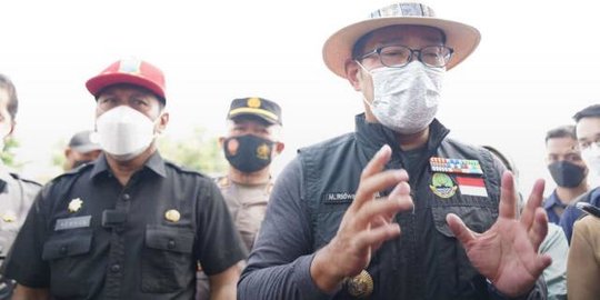 Datangi Kali Rasmi Viral Berbau, Ridwan Kamil Perintahkan Pemkab Cari Sumber Pencemar