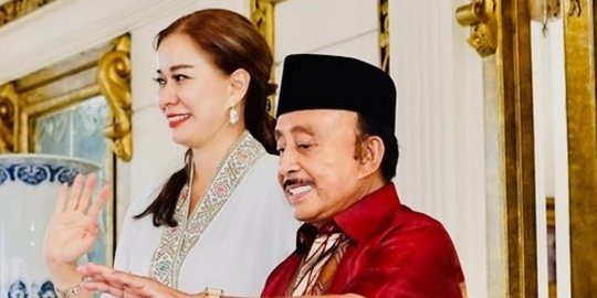 Potret Mesra Eks Menteri Tenaga Kerja Abdul Latief dan Istri, Terpaut Usia 35 Tahun