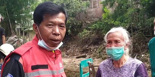 Potret Kiwil Bantu Korban Banjir Bandang di Malang dan Batu