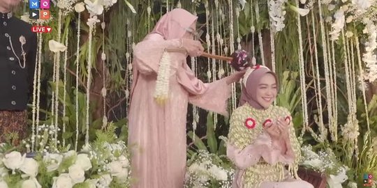 Sudah Jalani Prosesi Siraman, Ria Ricis Bocorkan Konsep Pernikahan