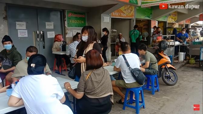 tukang bakso goreng sehari omzetnya rp20 juta