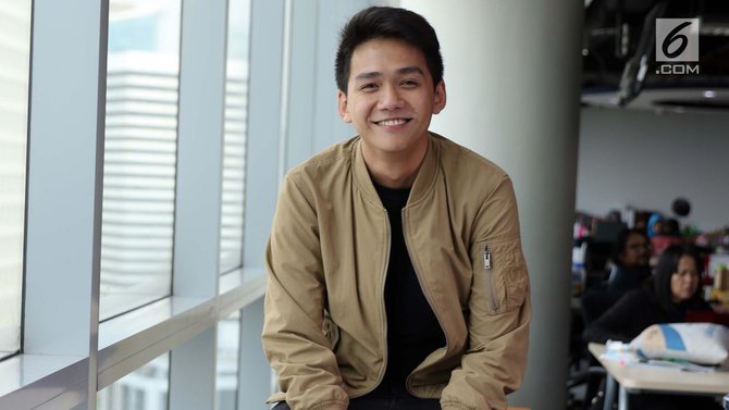 sabet gelar film panjang terbaik ffi 2021 ini sederet fakta film penyalin cahaya