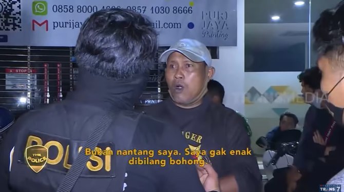 pria ini ngamuk tak terima dituduh bohong sama polisi situasi langsung panas