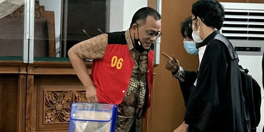 Jumhur Hidayat Divonis 10 Bulan Penjara Tetapi Tidak Ditahan