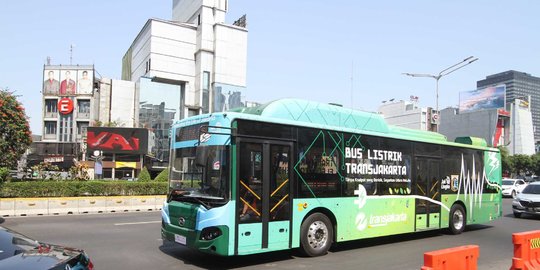 Di Perkotaan Teknologi Mobil Listrik Didorong untuk Angkutan Umum