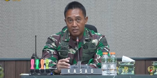 Kasad Jenderal Andika Besuk Prajurit Korban Kontak Tembak di Papua, Doakan Sembuh