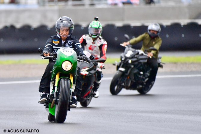 jokowi jajal sirkuit mandalika gunakan motor bergaya bobber