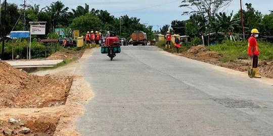 Warga Terdampak Covid-19 Dilibatkan Proyek Pelebaran Jalan di Dumai