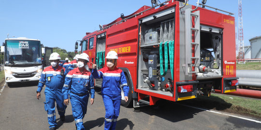 Pertamina Beberkan Langkah Penanganan Kebakaran Tangki Kilang Cilacap