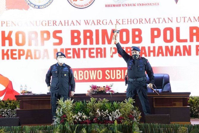 mengalir darah pasukan elite polri di tubuh menhan prabowo