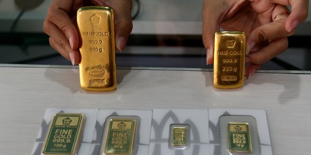 Harga Emas Antam Hari Ini Tak Bergerak Dari Rp955 000 Per Gram Merdeka Com