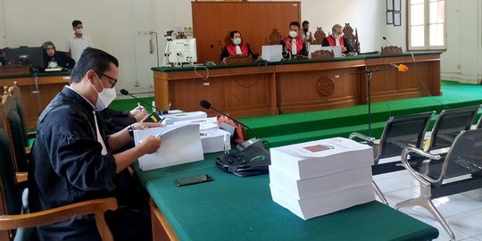 Gubernur Nonaktif Sulsel Nurdin Abdullah Dituntut 6 Tahun Penjara