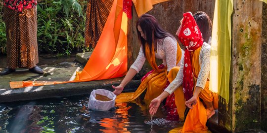 Ritual Sakral Bajong Banyu di Magelang, Memaknai Air Sebagai Sumber Kehidupan