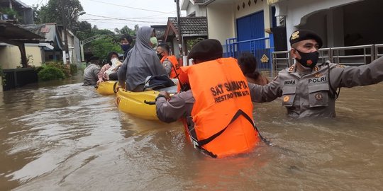 Upaya Gubernur Anies Tanggulangi Banjir Jakarta