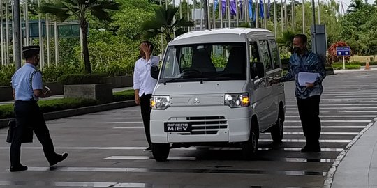 Kunjungi GIIAS 2021, Jokowi Temui Para CEO Otomotif Asal Jepang