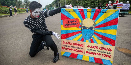 Aksi Parade Mural Bahaya Rokok