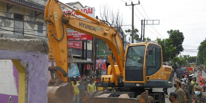 Kini Dibongkar, Begini Nasib Rumah Viral yang Berdiri di Tengah Jalan Tangerang